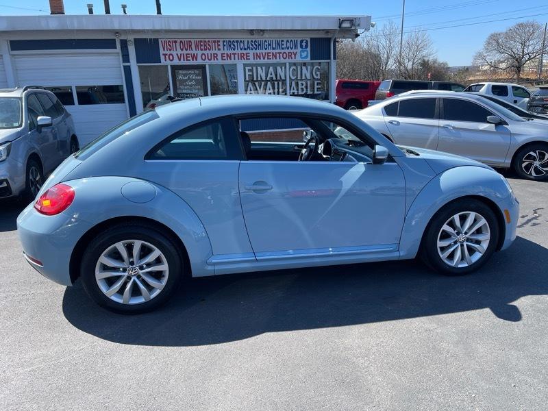 Volkswagen Beetle 2.0T Turbo 2013