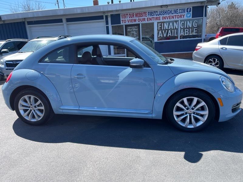 Volkswagen Beetle 2.0T Turbo 2013