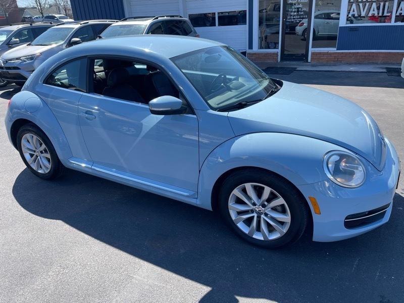 Volkswagen Beetle 2.0T Turbo 2013