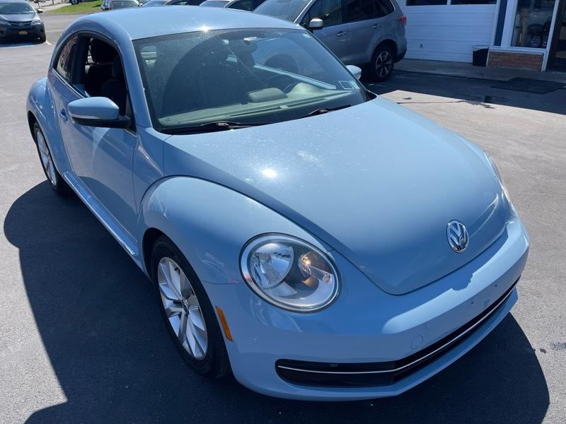 Volkswagen Beetle 2.0T Turbo 2013
