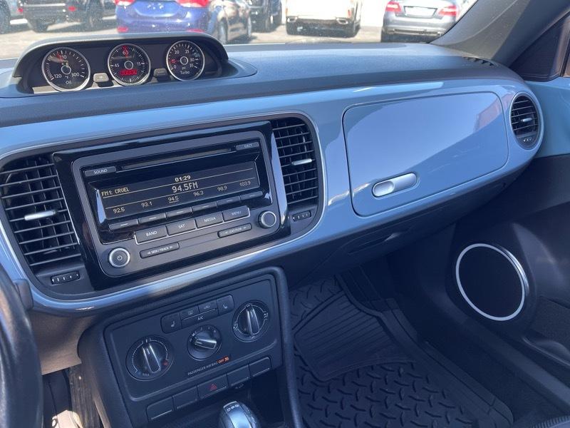 Volkswagen Beetle 2.0T Turbo 2013