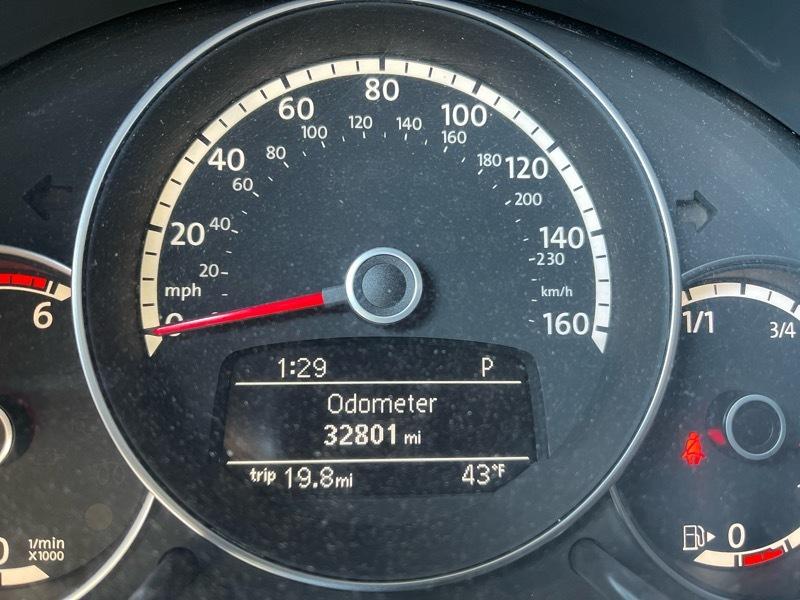 Volkswagen Beetle 2.0T Turbo 2013