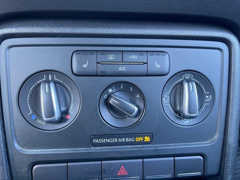 Volkswagen Beetle 2.0T Turbo 2013