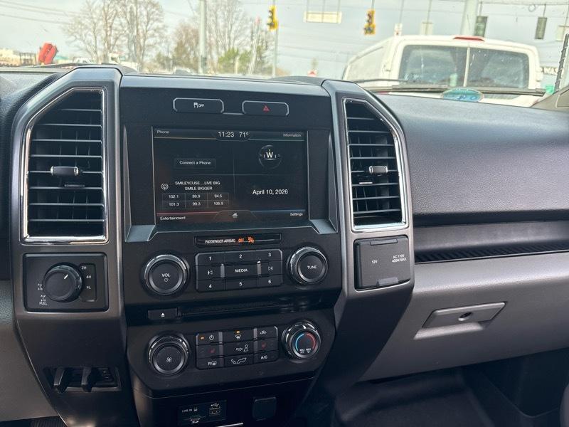 Ford F-150 4WD SuperCab 145" XLT 2015