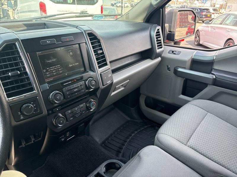 Ford F-150 4WD SuperCab 145" XLT 2015