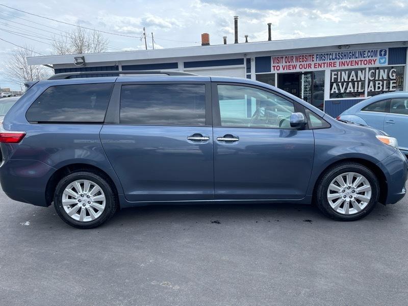 Toyota Sienna Limited AWD 7-Passenger V6 2015