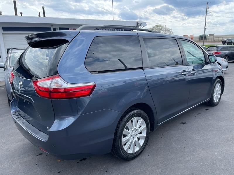 Toyota Sienna Limited AWD 7-Passenger V6 2015