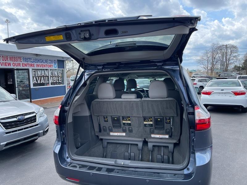 Toyota Sienna Limited AWD 7-Passenger V6 2015