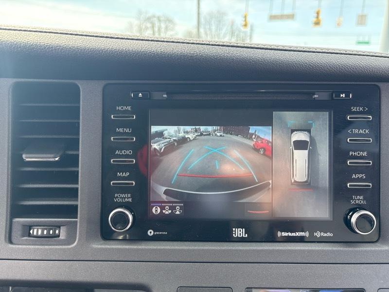 Toyota Sienna XLE 7-Passenger AWD 2018