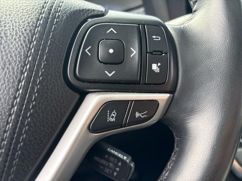 Toyota Sienna XLE 7-Passenger AWD 2018