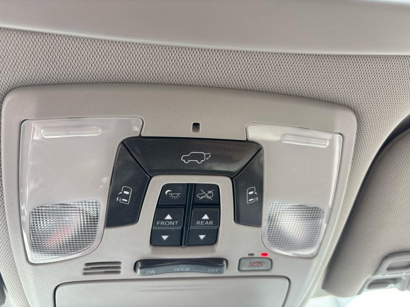 Toyota Sienna XLE 7-Passenger AWD 2018