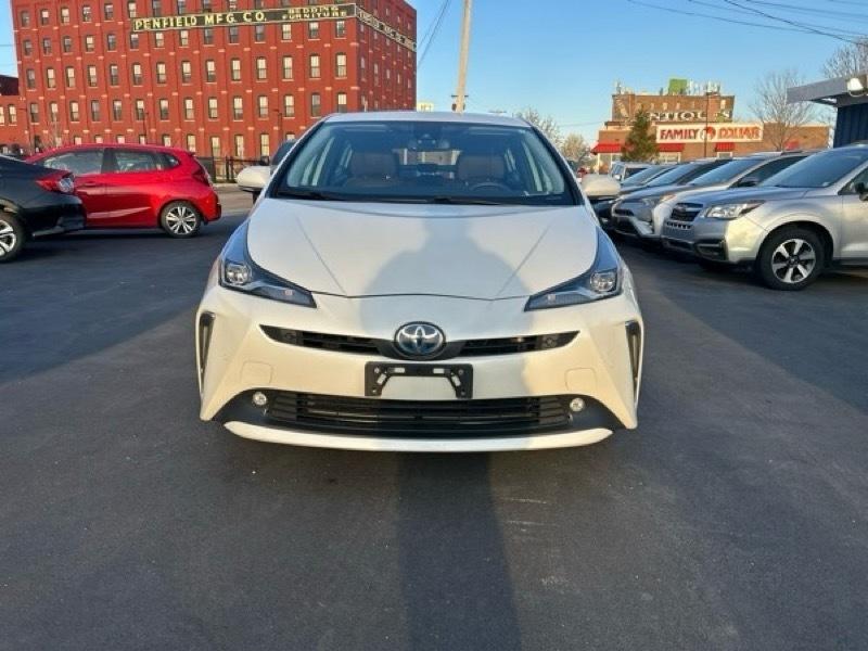 Toyota Prius XLE AWD-e 2019