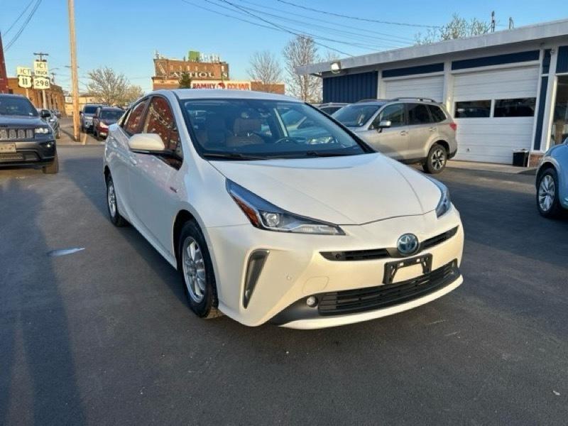Toyota Prius XLE AWD-e 2019