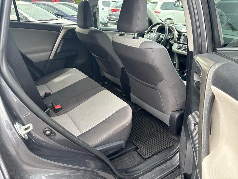 Toyota RAV4 LE AWD 2015