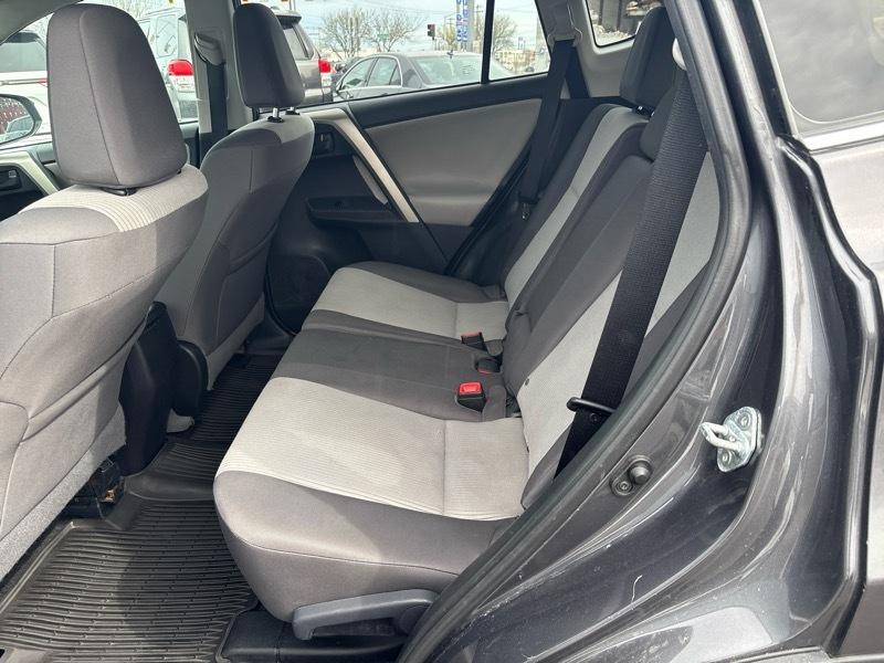 Toyota RAV4 LE AWD 2015