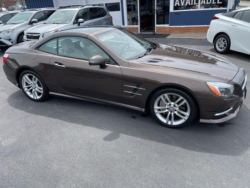 Mercedes-Benz SL-Class SL550R 2014