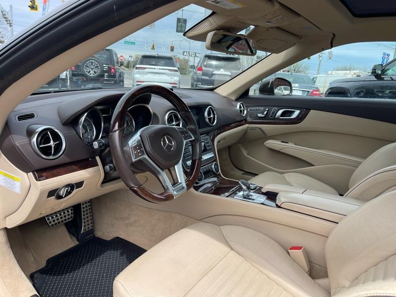 Mercedes-Benz SL-Class SL550R 2014