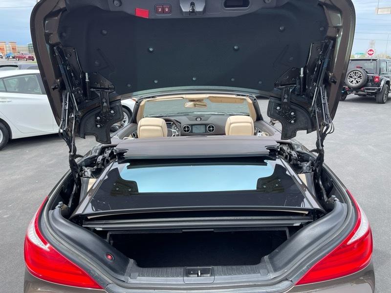 Mercedes-Benz SL-Class SL550R 2014