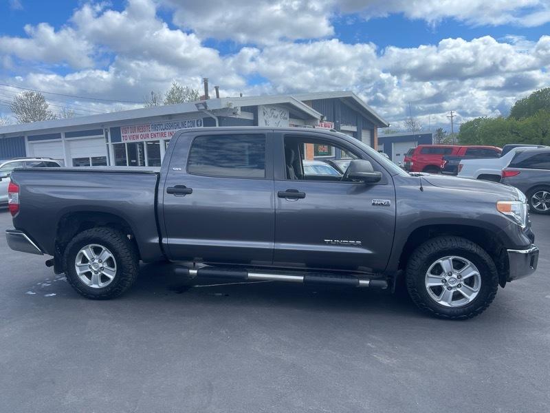 Toyota Tundra SR5 5.7L V8 CrewMax 4WD 2014