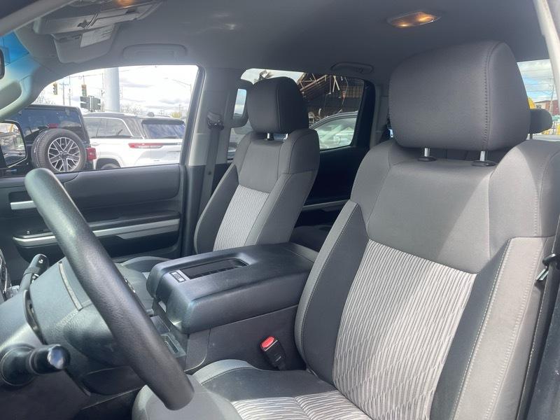 Toyota Tundra SR5 5.7L V8 CrewMax 4WD 2014