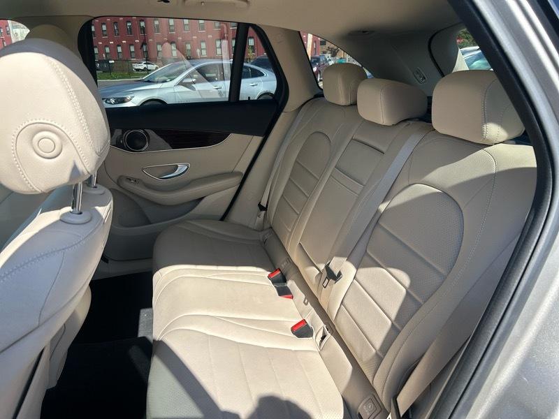 Mercedes-Benz GLC-Class GLC300 4MATIC 2019