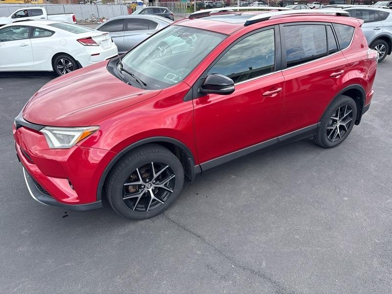 Toyota RAV4 SE 4WD 2016