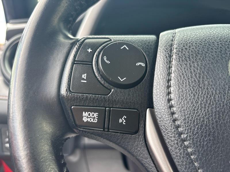 Toyota RAV4 SE 4WD 2016