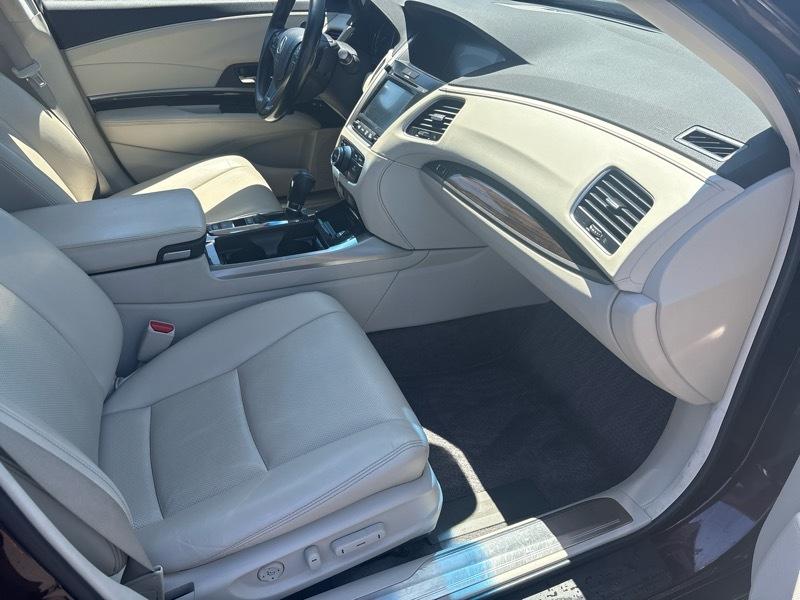 Acura RLX 6-Spd AT w/Technology Package 2015