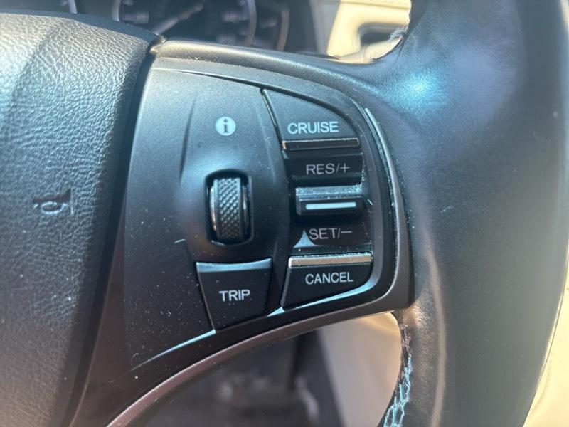 Acura RLX 6-Spd AT w/Technology Package 2015