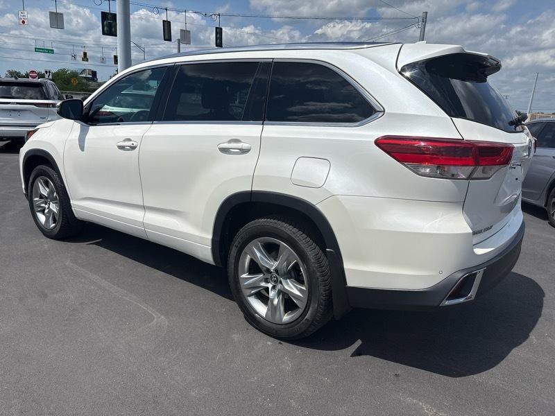 Toyota Highlander Limited AWD V6 2019