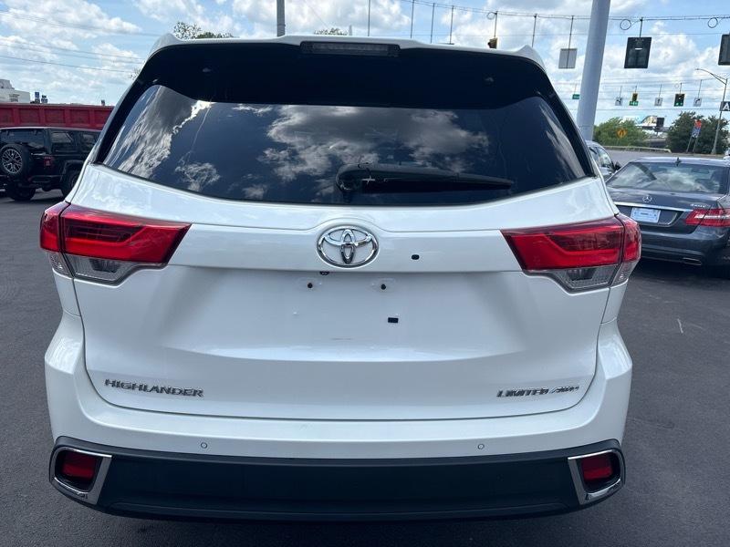 Toyota Highlander Limited AWD V6 2019