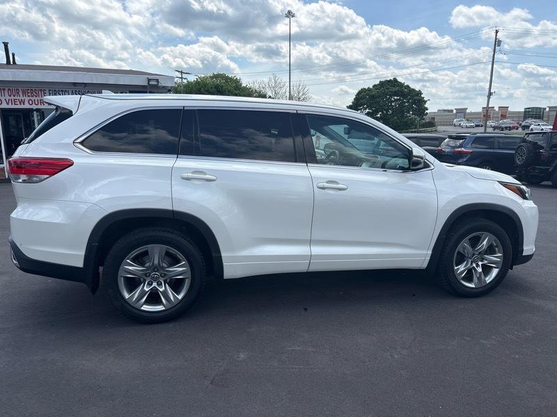 Toyota Highlander Limited AWD V6 2019