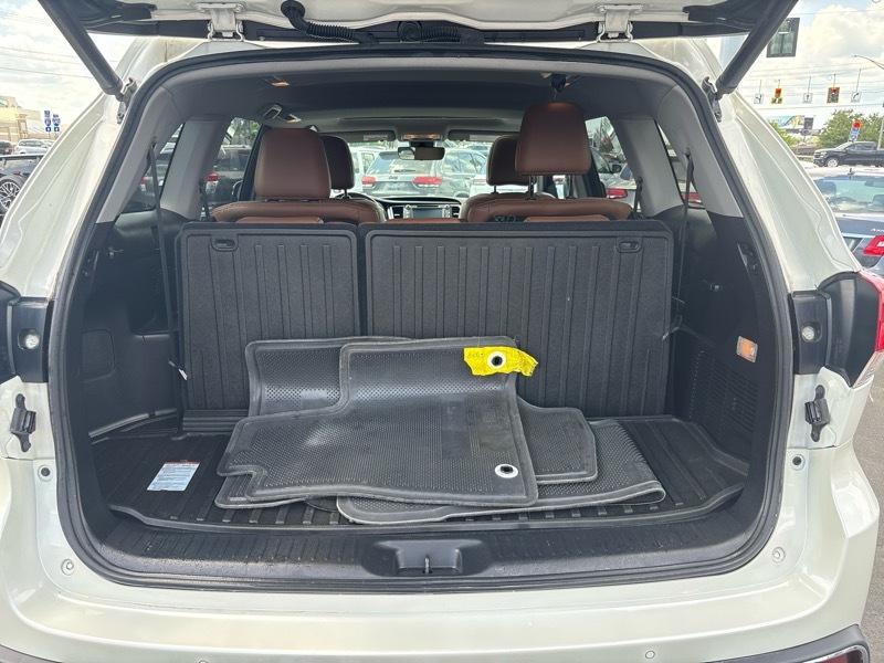 Toyota Highlander Limited AWD V6 2019