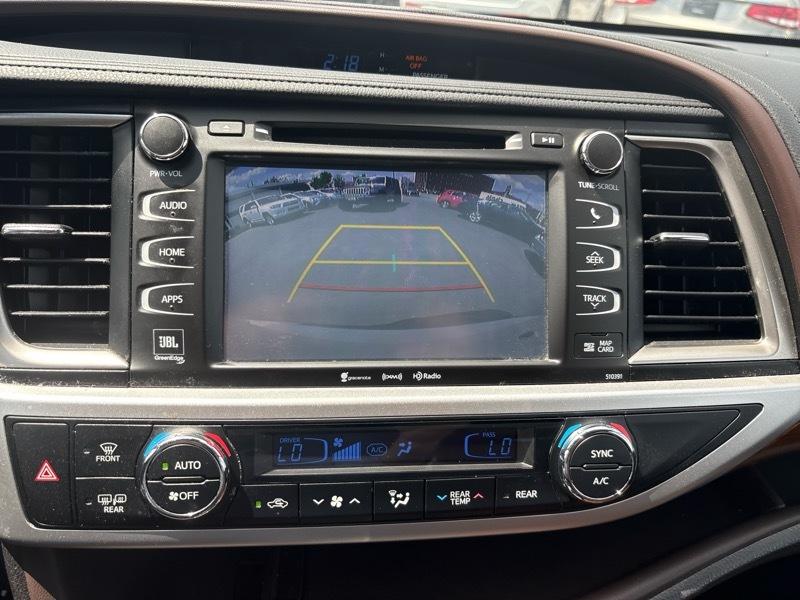 Toyota Highlander Limited AWD V6 2019