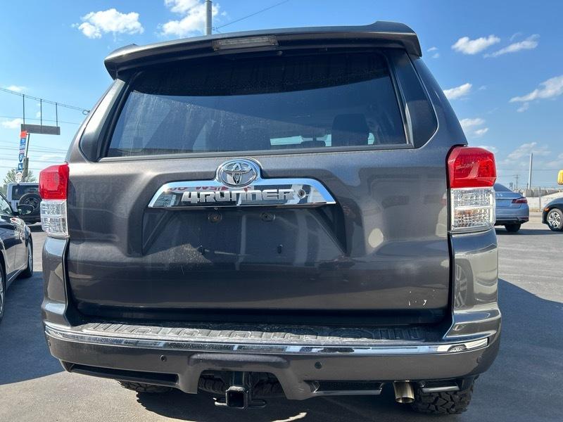 Toyota 4Runner SR5 4WD 2013