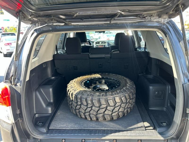 Toyota 4Runner SR5 4WD 2013