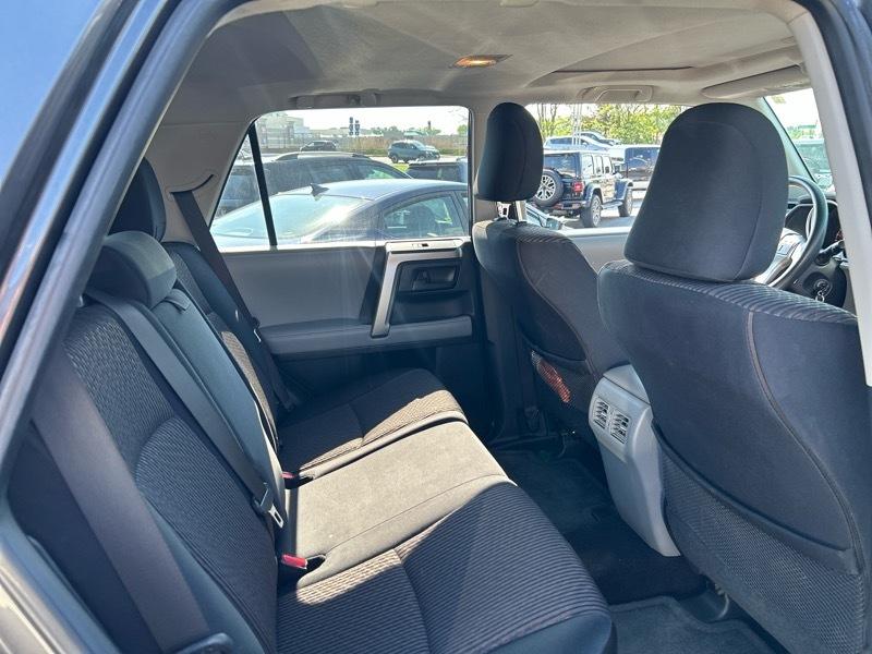 Toyota 4Runner SR5 4WD 2013