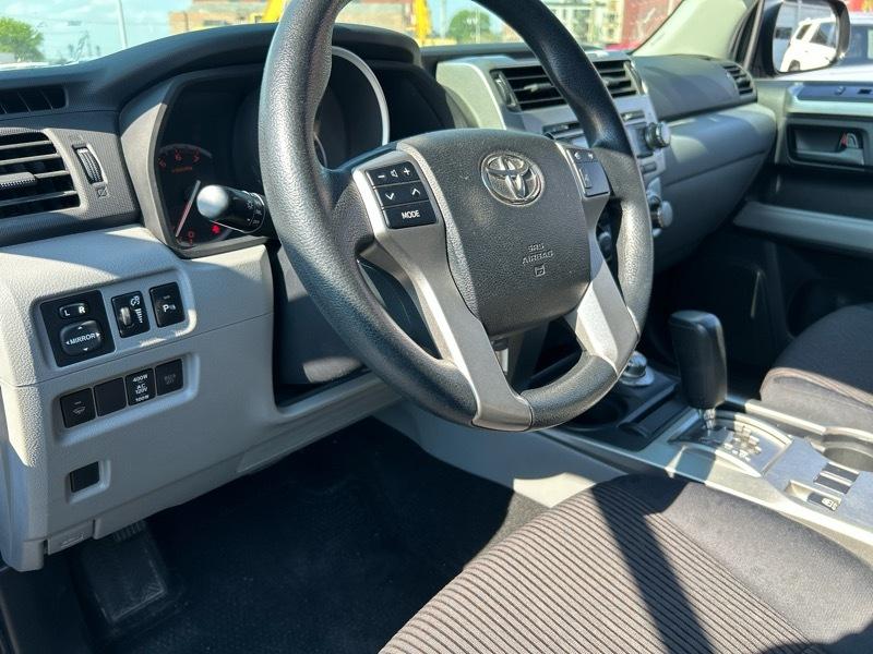 Toyota 4Runner SR5 4WD 2013