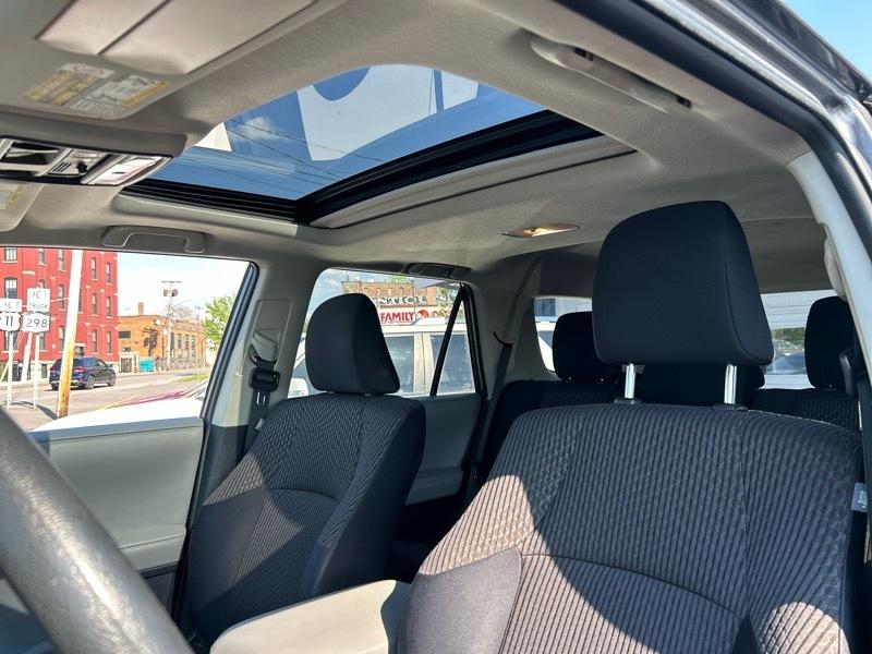 Toyota 4Runner SR5 4WD 2013