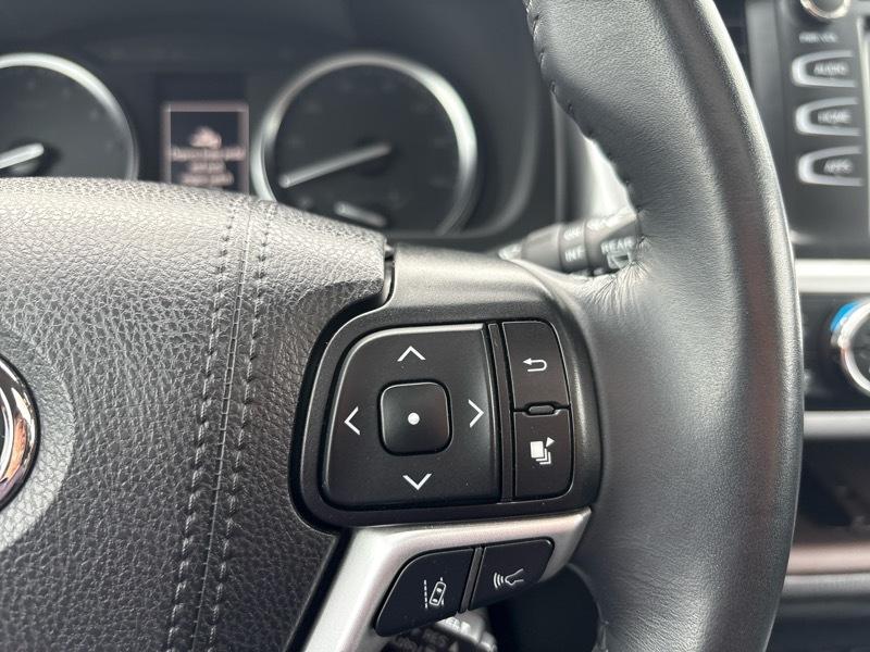 Toyota Highlander XLE AWD V6 2019