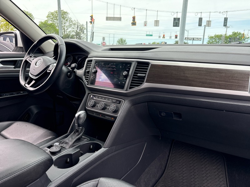 Volkswagen Atlas V6 SE w/Technology AWD 2018