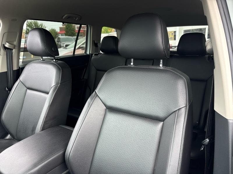 Volkswagen Atlas V6 SE w/Technology AWD 2018