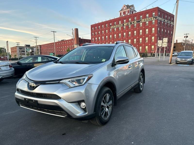 Toyota RAV4 XLE AWD 2017