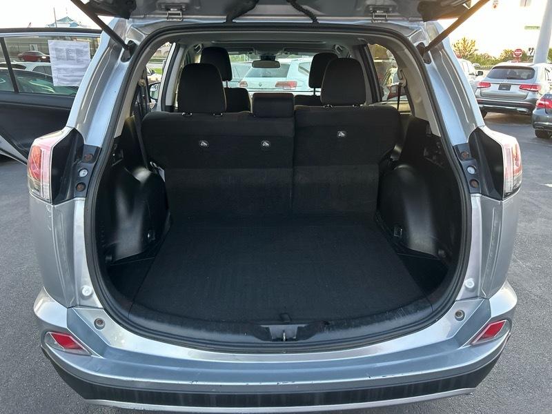 Toyota RAV4 XLE AWD 2017