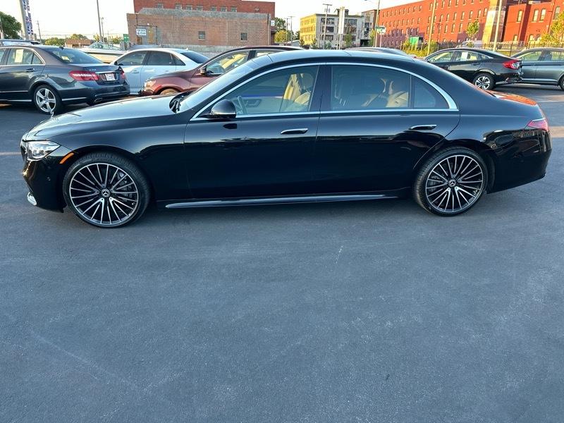 Mercedes-Benz S-Class S500 4MATIC 2022