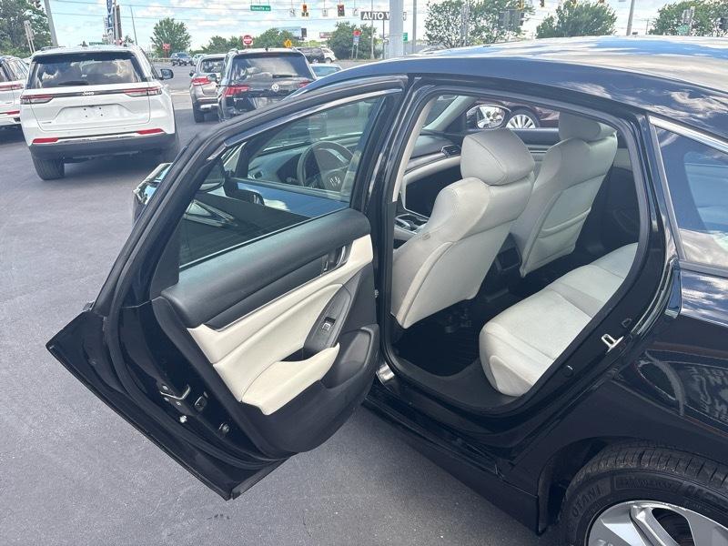 Honda Accord LX CVT 2018