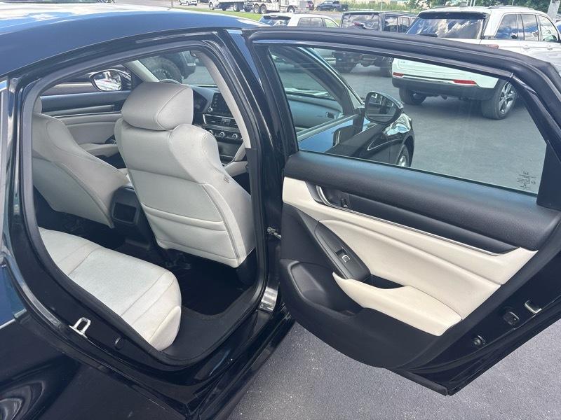 Honda Accord LX CVT 2018
