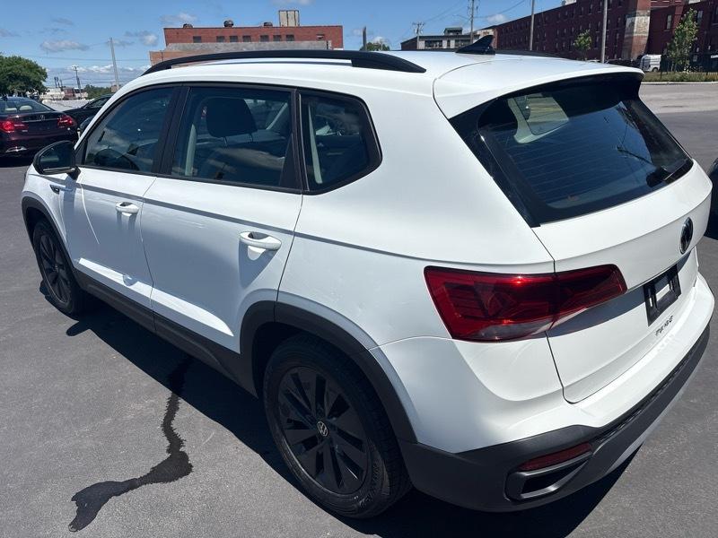 Volkswagen Taos S 4MOTION 2022