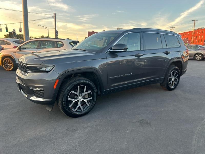 Jeep Grand Cherokee L Limited 4WD 2023