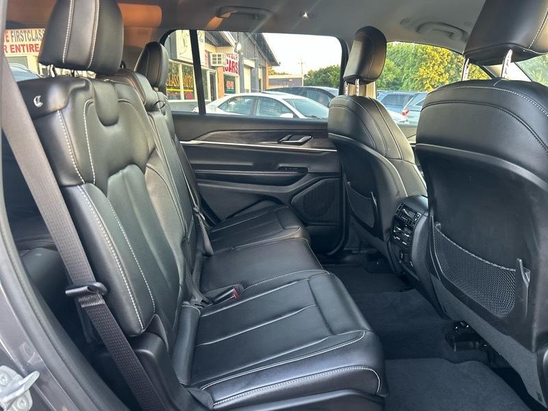 Jeep Grand Cherokee L Limited 4WD 2023